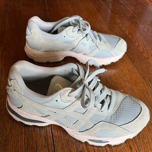 ASICS Women's sneakers suede